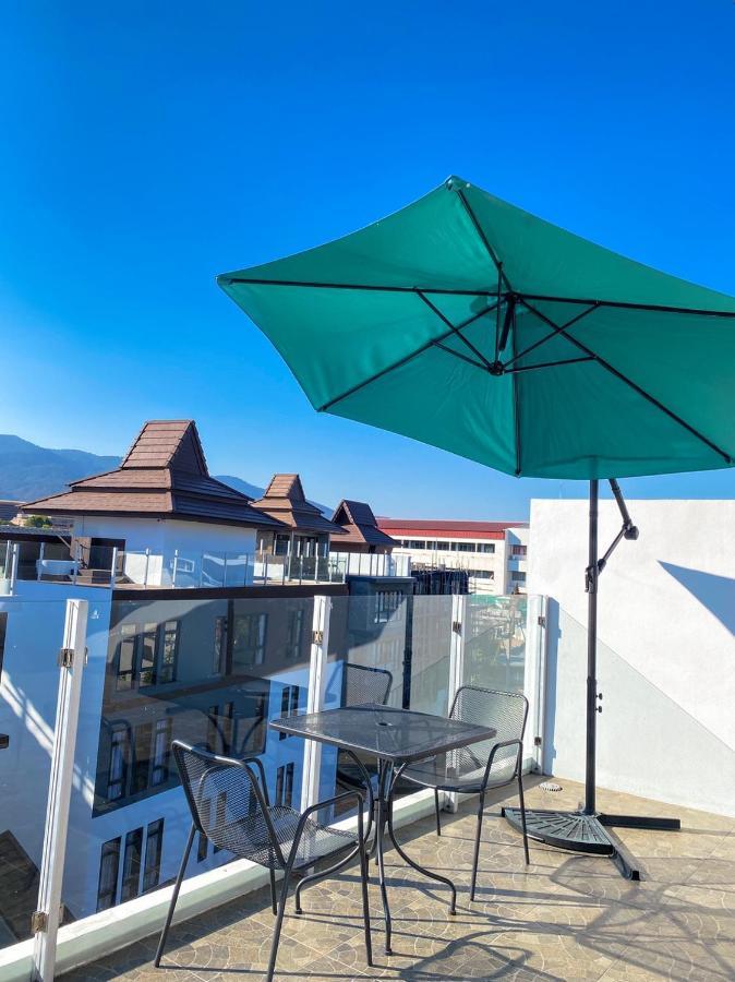 De Luxe Boutique & Rooftop Chiang Mai Eksteriør billede